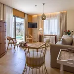 Elysian Luxury And Kalamata