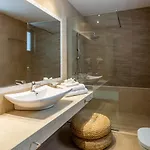 Elysian Luxury And Kalamata