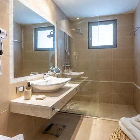 Elysian Luxury And Отель