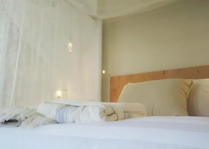 Elysian Luxury And Ξενοδοχείο Καλαμάτα