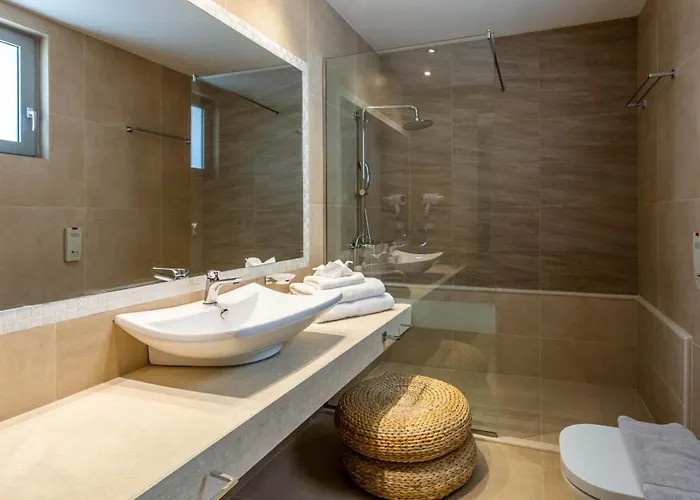 Elysian Luxury And Καλαμάτα