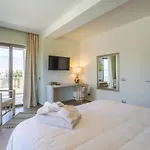 فندق Elysian Luxury And كالاماتا