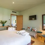 Hotel Elysian Luxury And