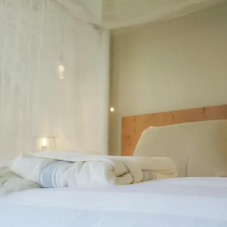 Elysian Luxury And מלון קלמאטה