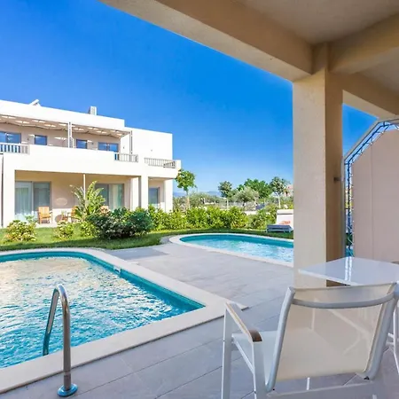 מלון Elysian Luxury And 5*