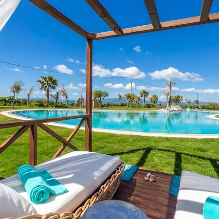 Hotel Elysian Luxury And