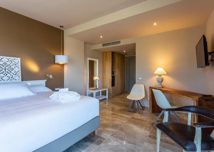 Elysian Luxury And Hotel Kalamáta