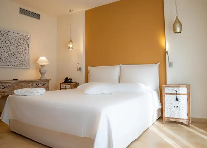 Elysian Luxury And Kalamata