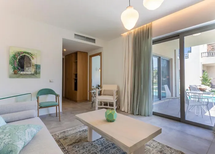 Elysian Luxury And 5* Kalamata