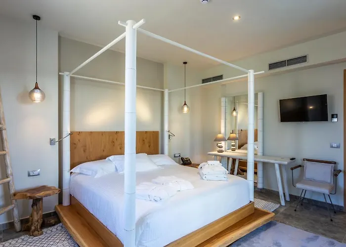 Elysian Luxury And Kalamata