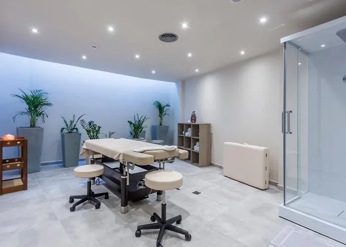 Elysian Luxury And Kalamata